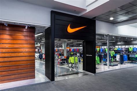 Nike outlet store vs factory store